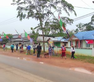 Read more about the article Kecamatan Toba Gelar Kerja Bakti Umum Menyambut HUT RI ke-80