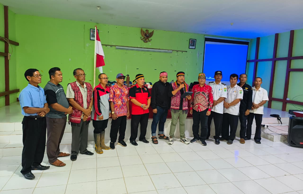 Read more about the article Masyarakat Hukum Adat di Kecamatan Toba Desak Penguatan Hukum Adat dan Evaluasi Izin Proyek yang Menggerus Tanah Adat
