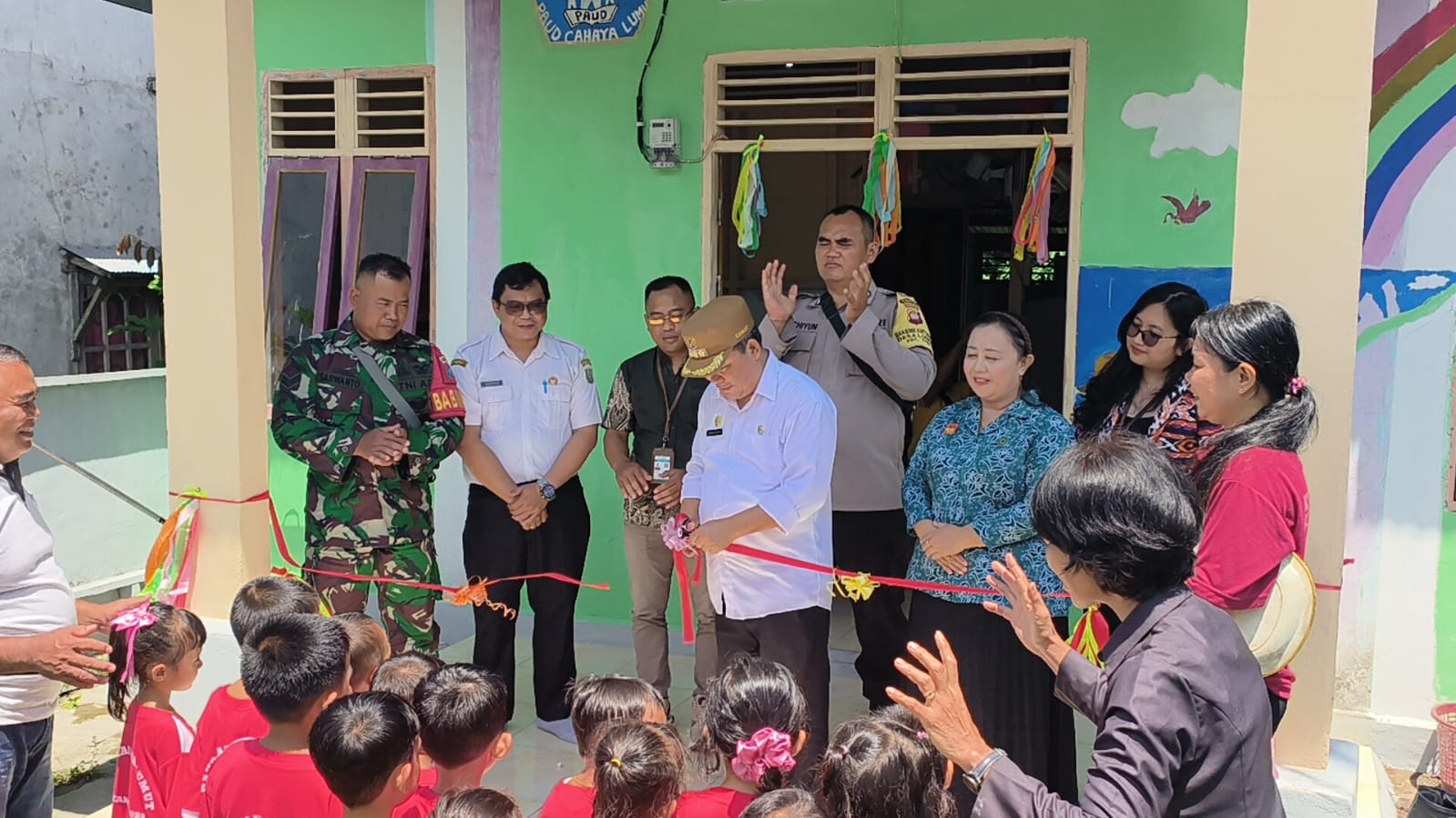 Read more about the article PAUD Cahaya Lumut Telah di Rehabilitasi, Camat Toba Apresiasi Dukungan CSR PT. ANTAM