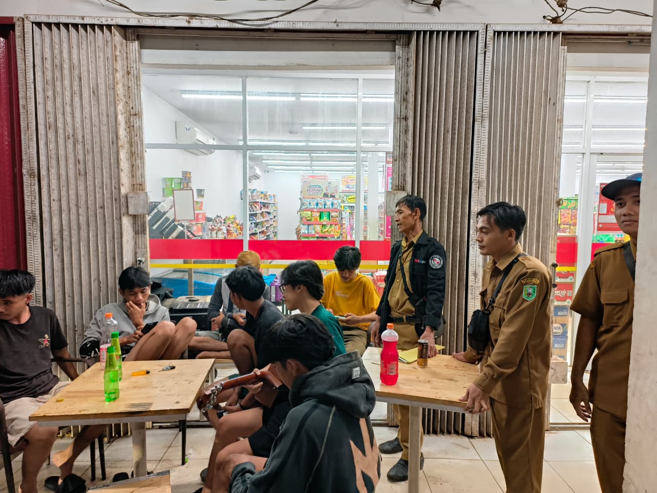 Read more about the article Seksi Trantib Kecamatan Toba Laksanakan Monitoring Jam Malam Bagi Peserta Didik